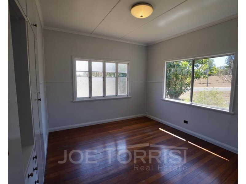 14 Eccles Street, Mareeba QLD 4880