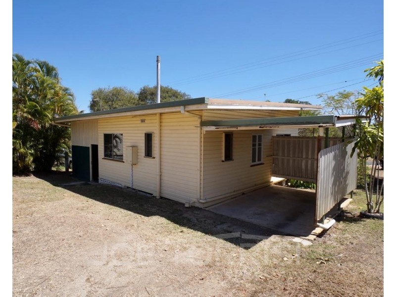 14 Eccles Street, Mareeba QLD 4880