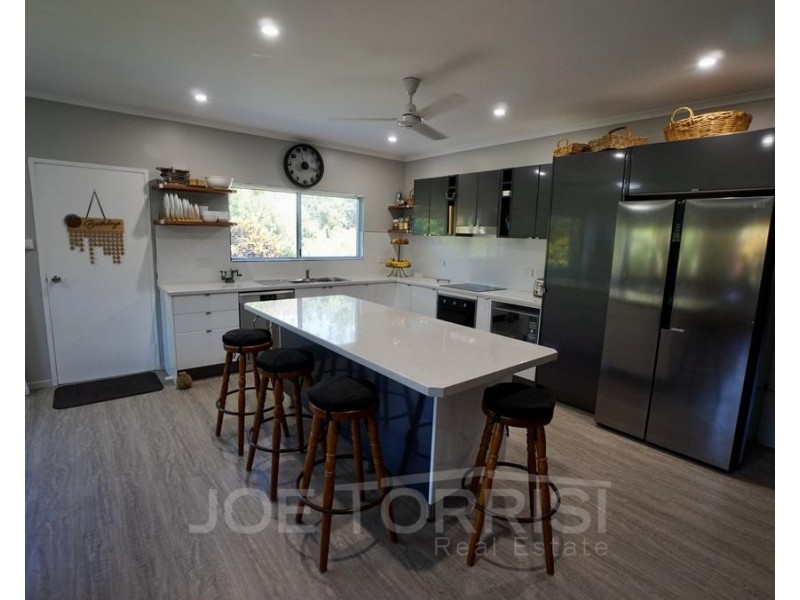 13 Wilson Street, Mareeba QLD 4880