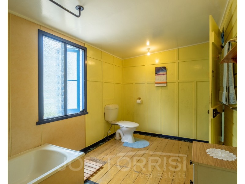 4 Caterina Close, Mareeba QLD 4880