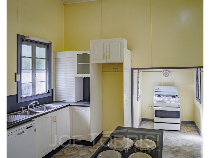 4 Caterina Close, Mareeba QLD 4880