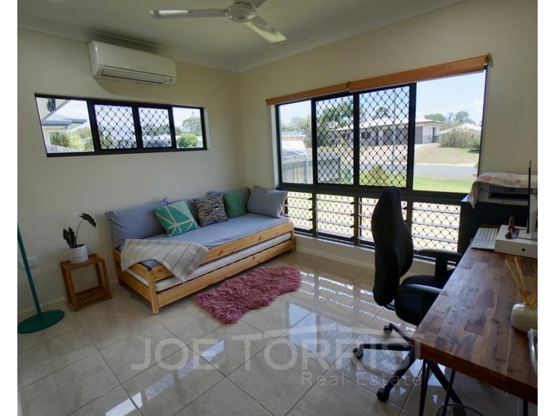 4 Best Street, Mareeba QLD 4880
