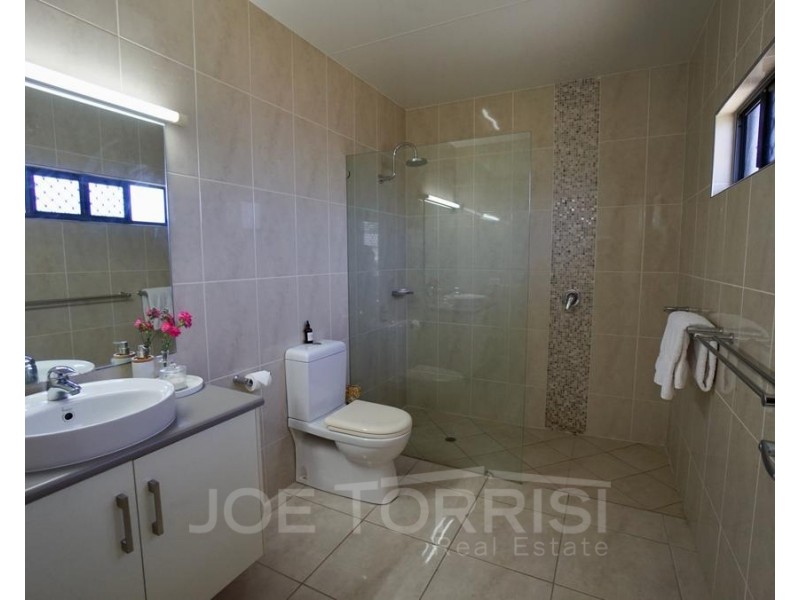 4 Best Street, Mareeba QLD 4880