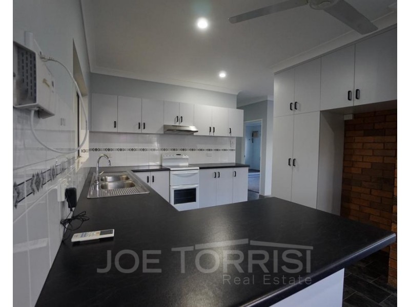 6 Seary Road, Mareeba QLD 4880