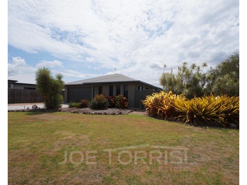 15 Amaroo Drive, Mareeba QLD 4880