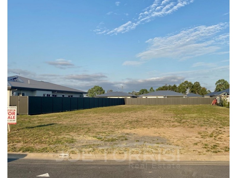 10 Moondani Avenue, Mareeba QLD 4880