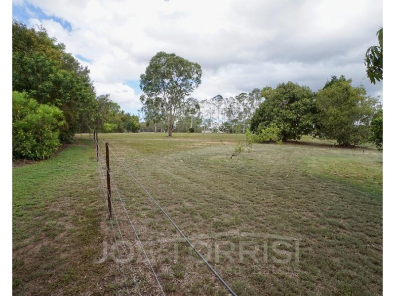 35 La Spina Road, Mareeba QLD 4880