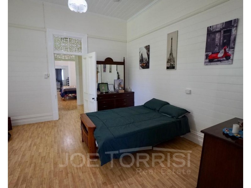 4 Andre Street, Mareeba QLD 4880