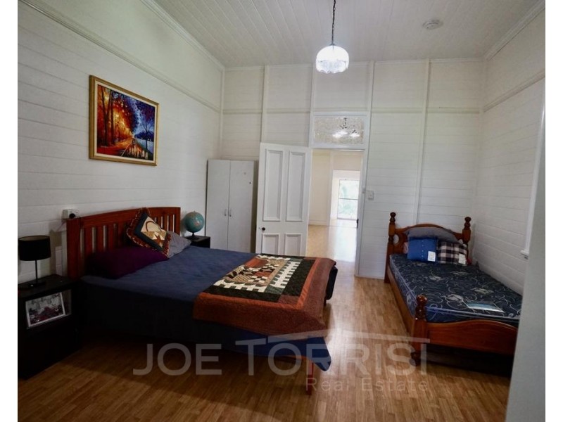 4 Andre Street, Mareeba QLD 4880