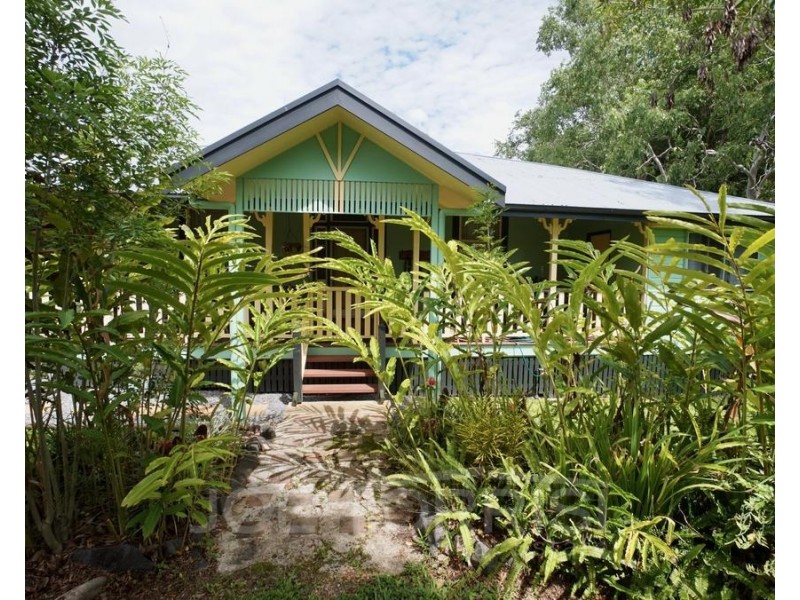 4 Andre Street, Mareeba QLD 4880