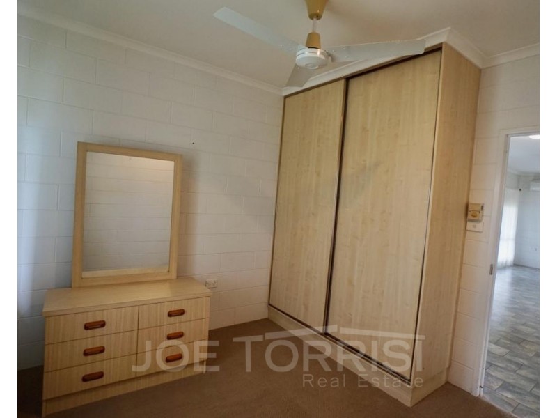 9 Donlen Street, Mareeba QLD 4880