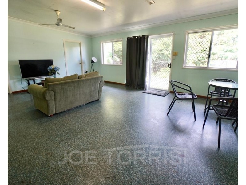 9 Shepherd Street, Mareeba QLD 4880