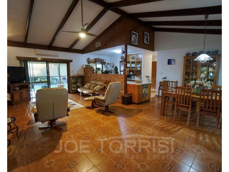 324 Ray Road, Mareeba QLD 4880