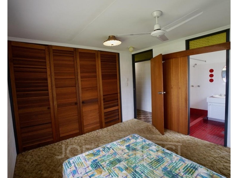 37 Royes Street, Mareeba QLD 4880