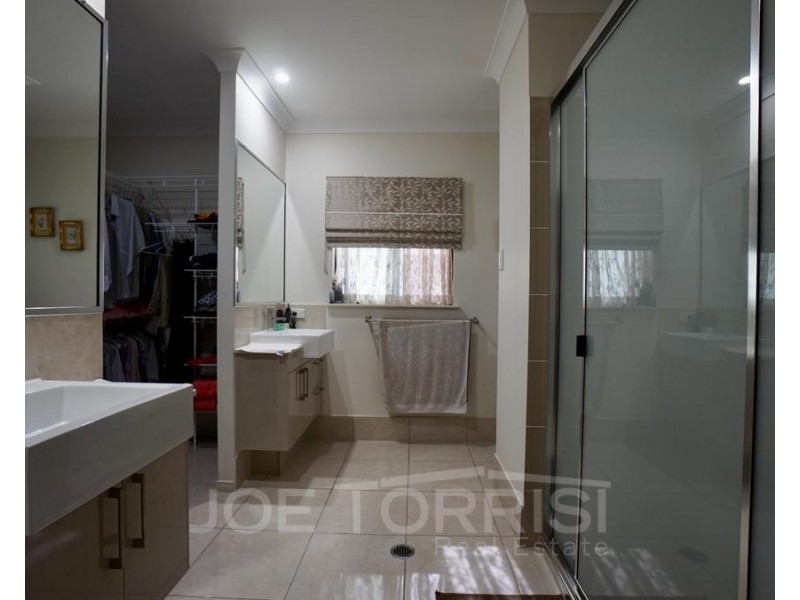 18 Amaroo Drive, Mareeba QLD 4880