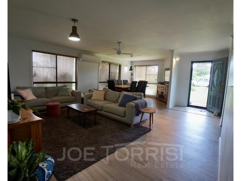 8 Caterina Close, Mareeba QLD 4880