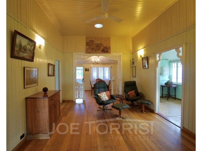 119 Walsh Street, Mareeba QLD 4880