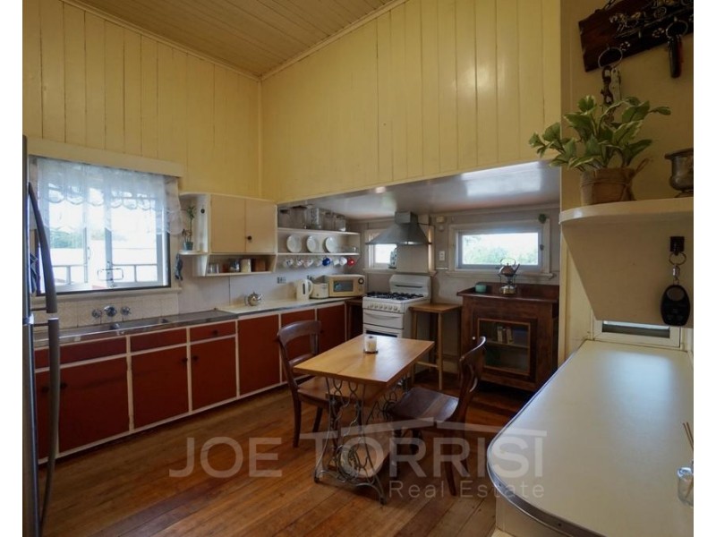 119 Walsh Street, Mareeba QLD 4880