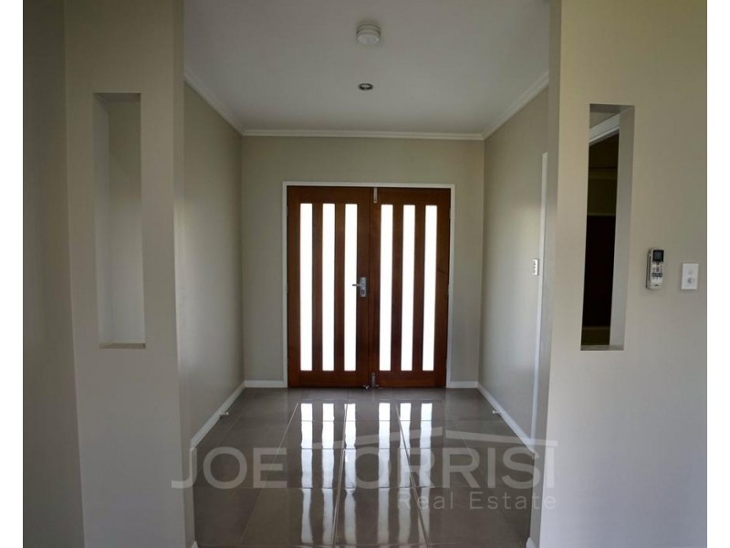 14 Yarrabee Close, Mareeba QLD 4880