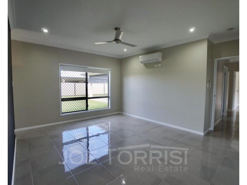 14 Yarrabee Close, Mareeba QLD 4880