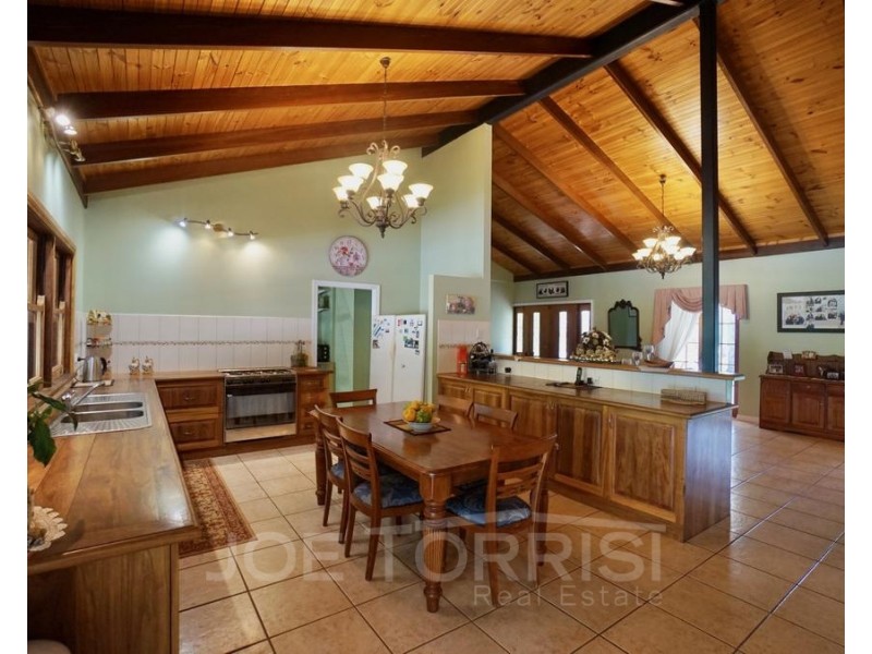 20 Norman Street, Mareeba QLD 4880