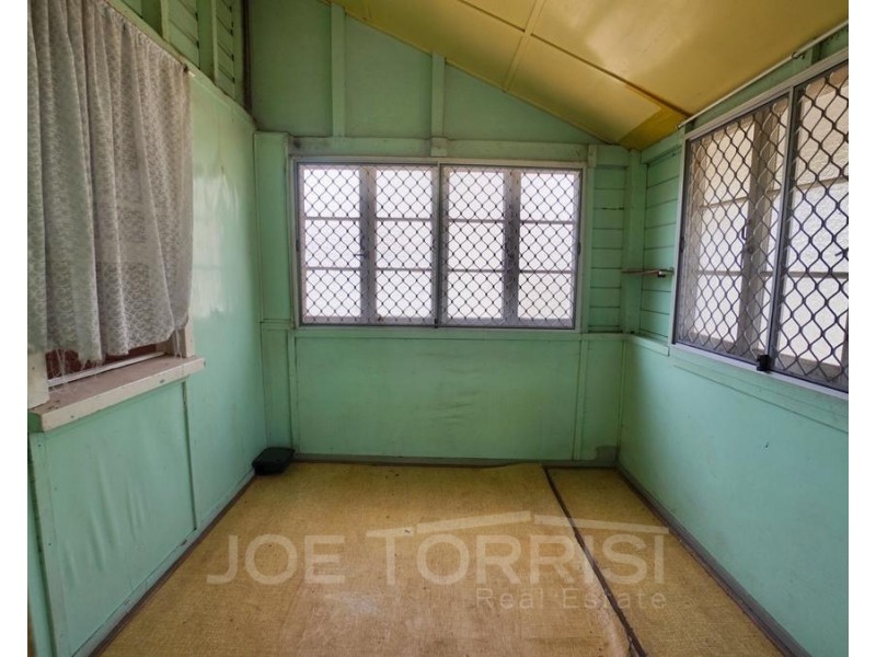 19 Mason Street, Mareeba QLD 4880