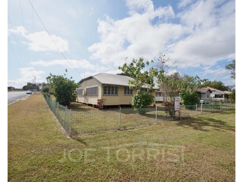 19 Mason Street, Mareeba QLD 4880