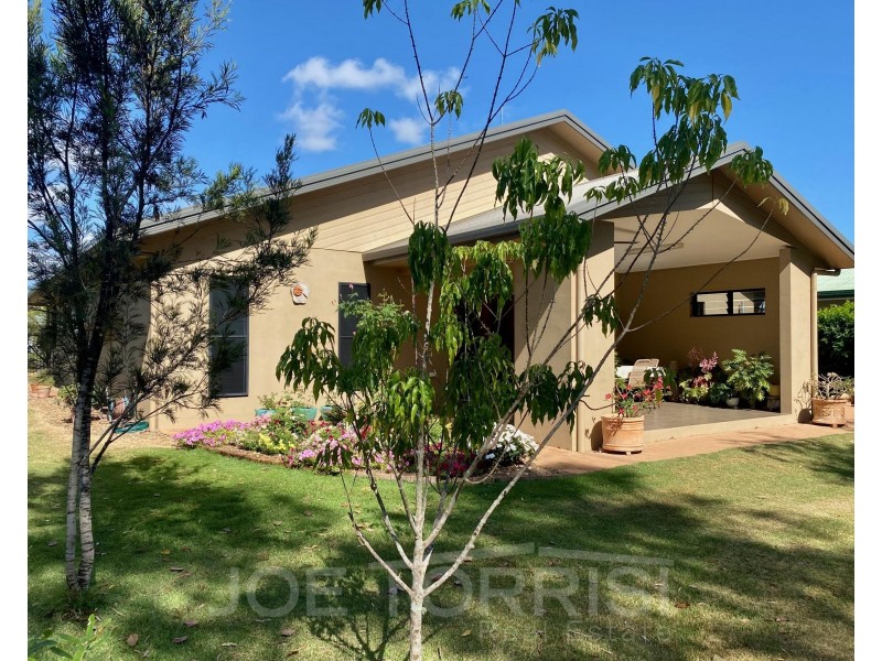 11 River Drive, Mareeba QLD 4880