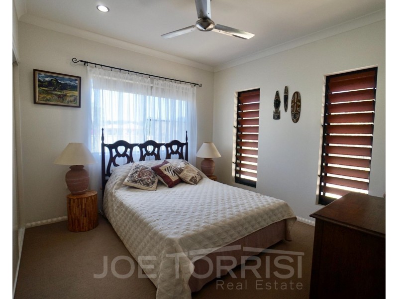 11 River Drive, Mareeba QLD 4880