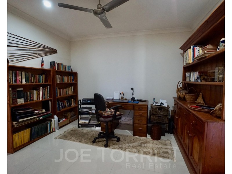 11 River Drive, Mareeba QLD 4880