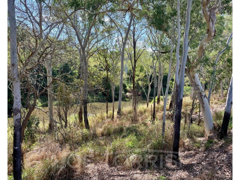 11 River Drive, Mareeba QLD 4880