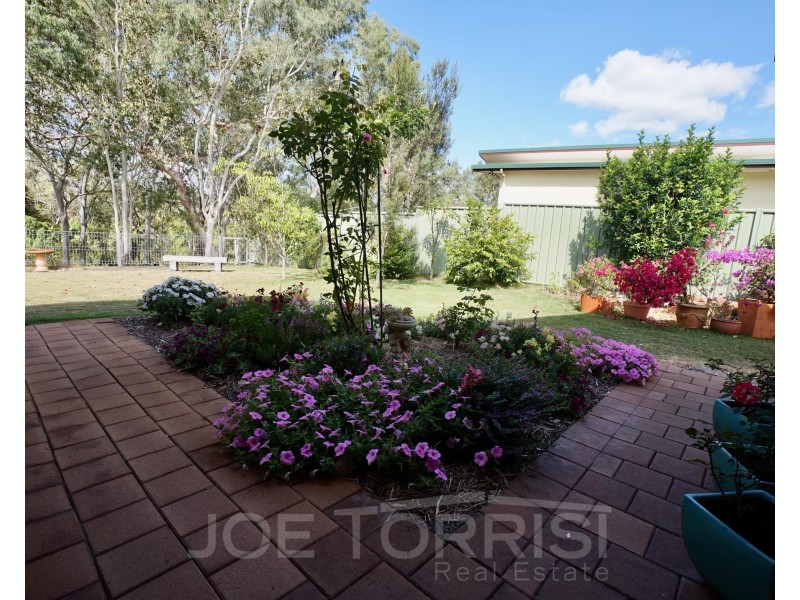 11 River Drive, Mareeba QLD 4880