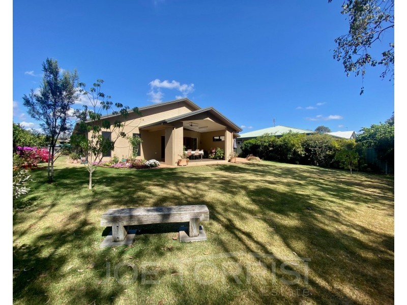 11 River Drive, Mareeba QLD 4880