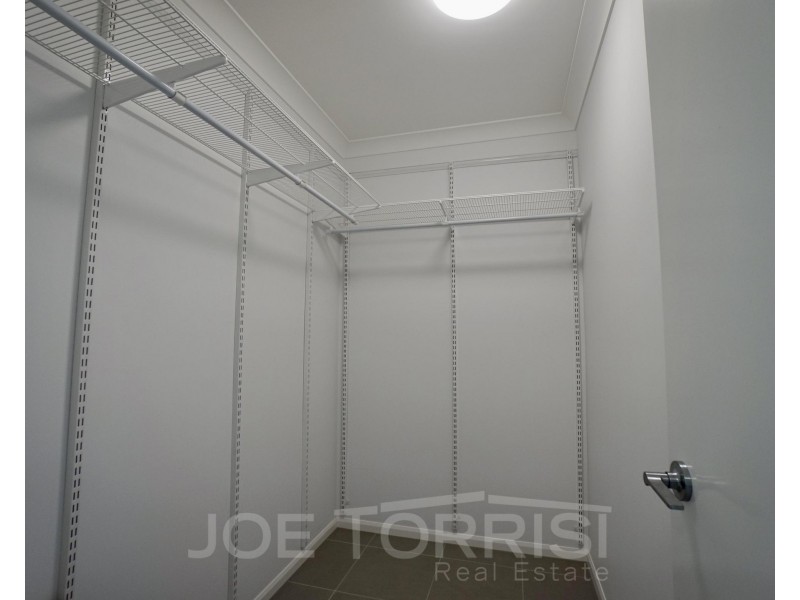 2 Merindah Close, Mareeba QLD 4880