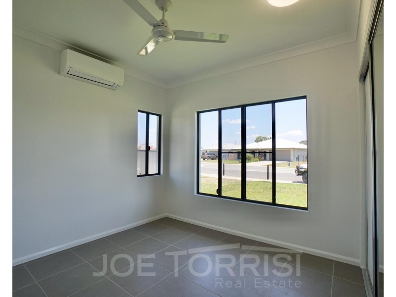 2 Merindah Close, Mareeba QLD 4880