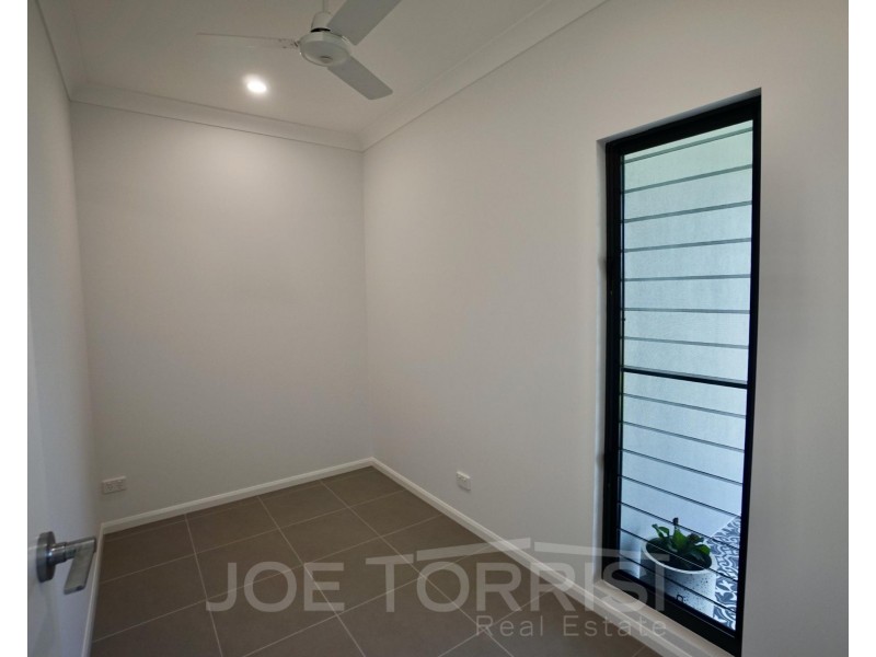 2 Merindah Close, Mareeba QLD 4880