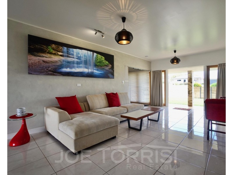 25 Catherine Atherton Drive, Mareeba QLD 4880