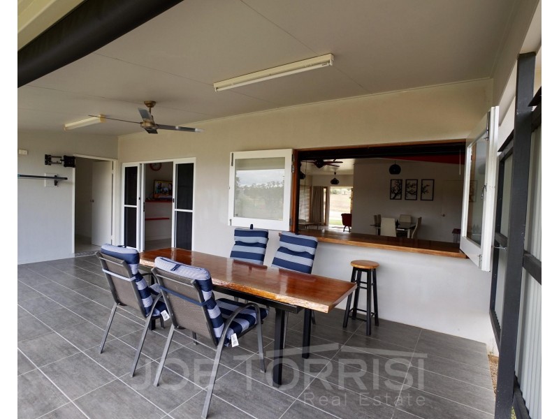 25 Catherine Atherton Drive, Mareeba QLD 4880