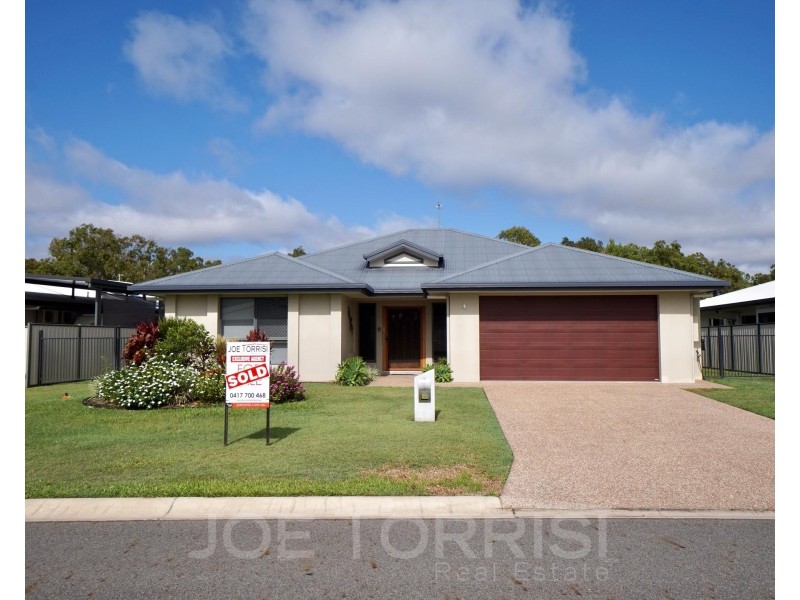 9 Yarrabee Close, Mareeba QLD 4880