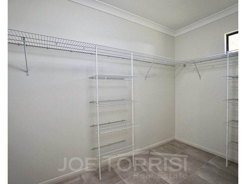 9 Yarrabee Close, Mareeba QLD 4880