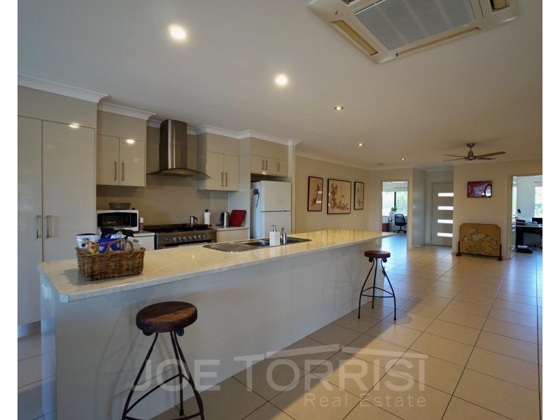 42 Jacana Close, Mareeba QLD 4880