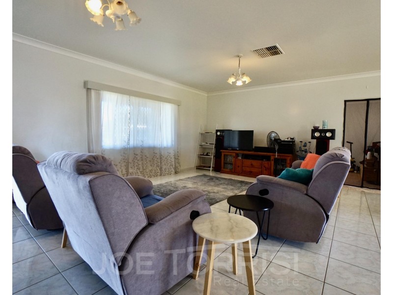 4 Mountain View Close, Mareeba QLD 4880