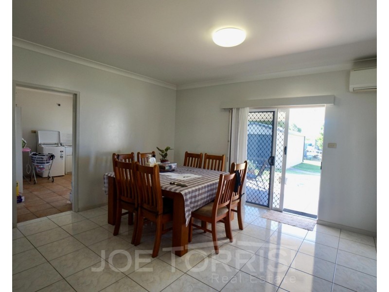 4 Mountain View Close, Mareeba QLD 4880