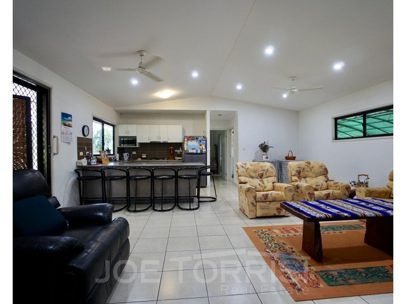 1104 Mareeba-Dimbulah Highway, Mareeba QLD 4880