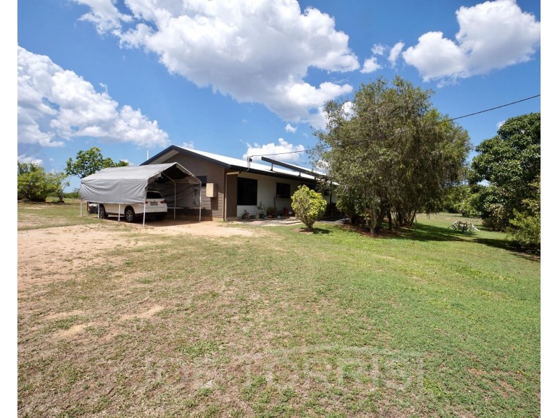 1104 Mareeba-Dimbulah Highway, Mareeba QLD 4880