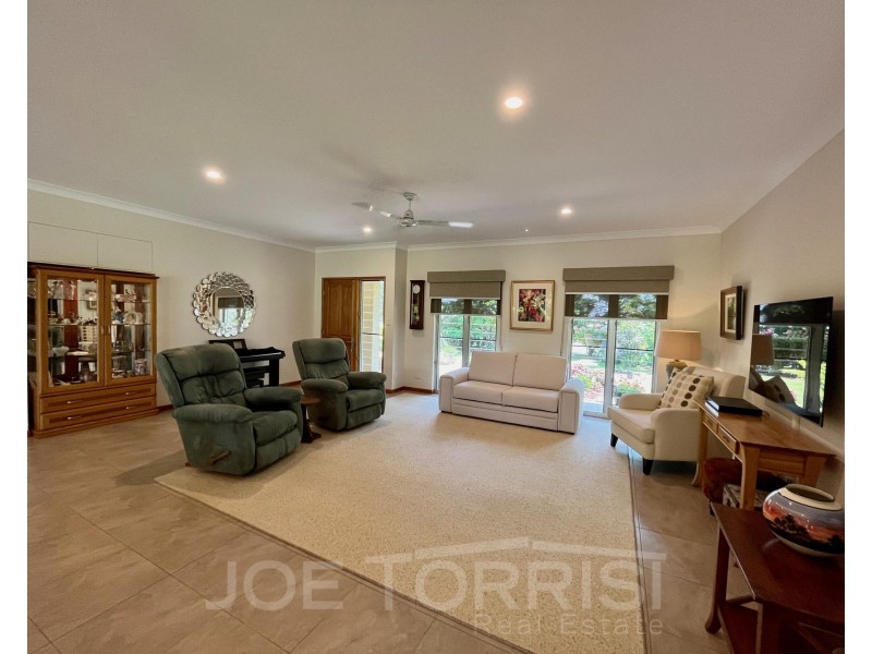 20 Agius Crescent, Mareeba QLD 4880