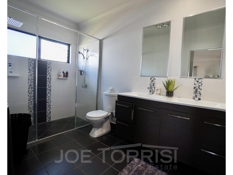 10 Godwin Drive, Mareeba QLD 4880