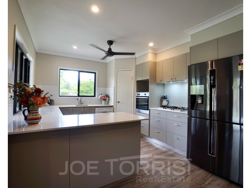 3a Rosario Close, Mareeba QLD 4880