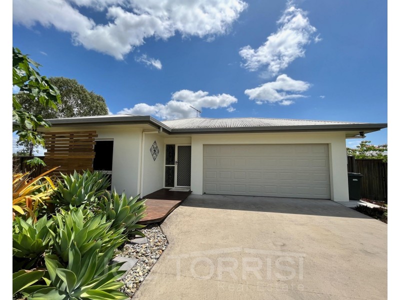 16 Leinster Drive, Mareeba QLD 4880