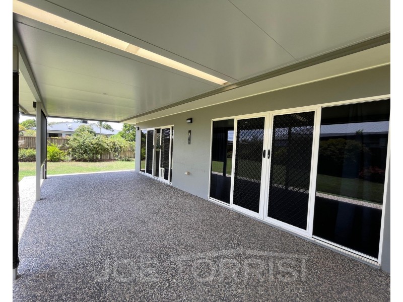 16 Leinster Drive, Mareeba QLD 4880